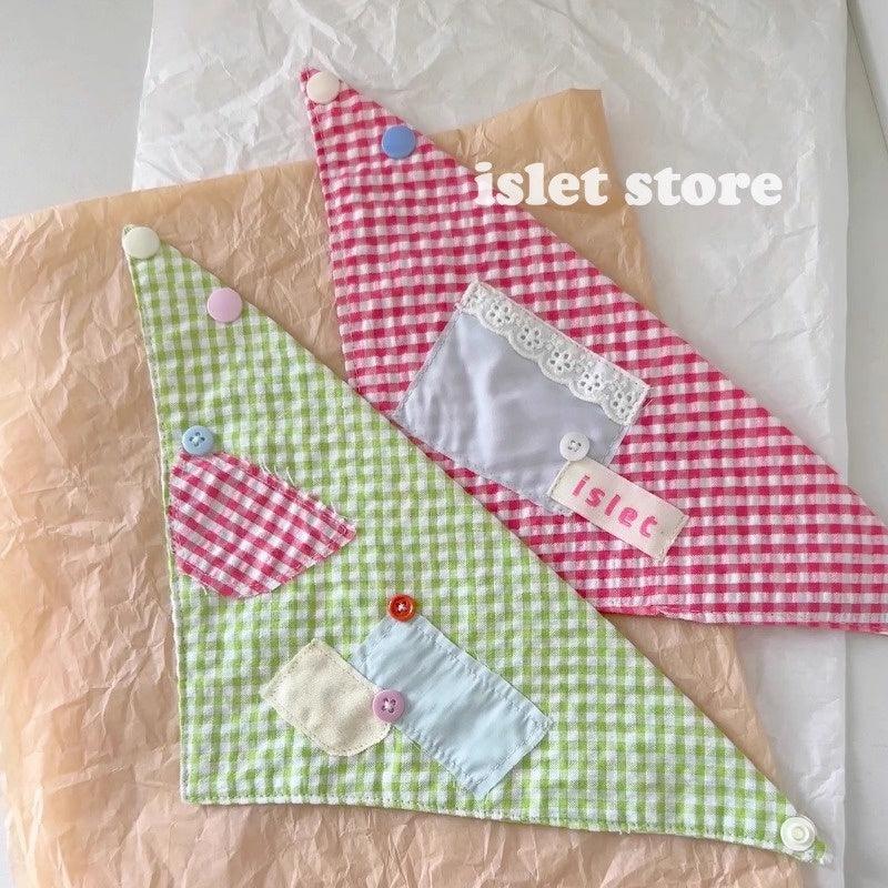 islet store® Plaid Pet Bib - KIKOPALS