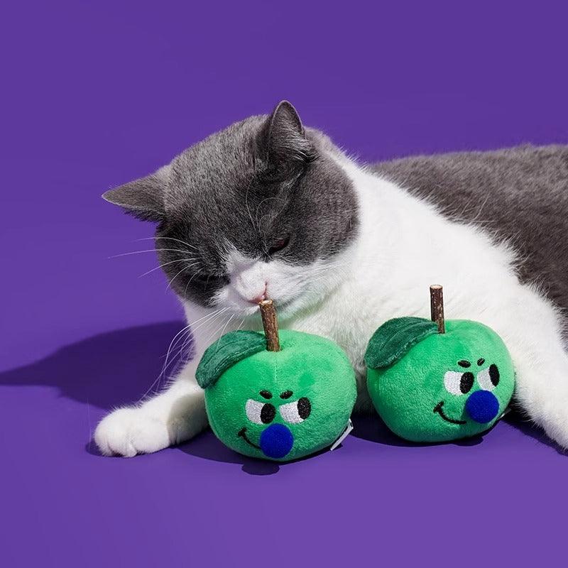 zeze® Apple Wood Catnip Toy - KIKOPALS