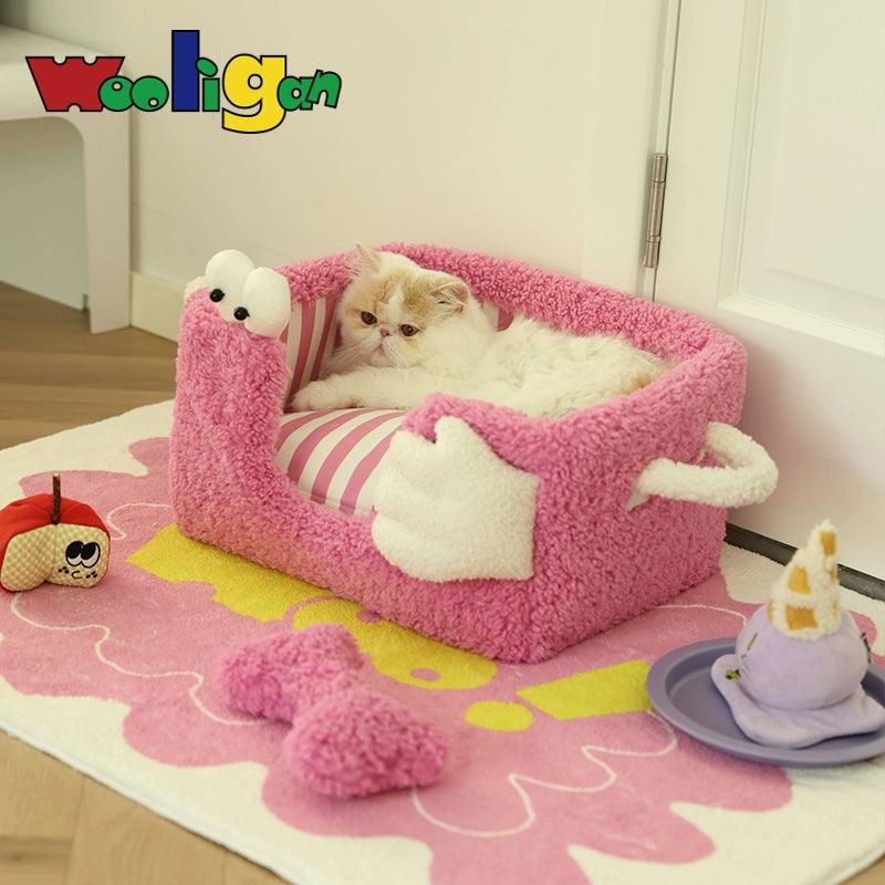 Wooligan® Antibacterial Monster Pet Bed - KIKOPALS