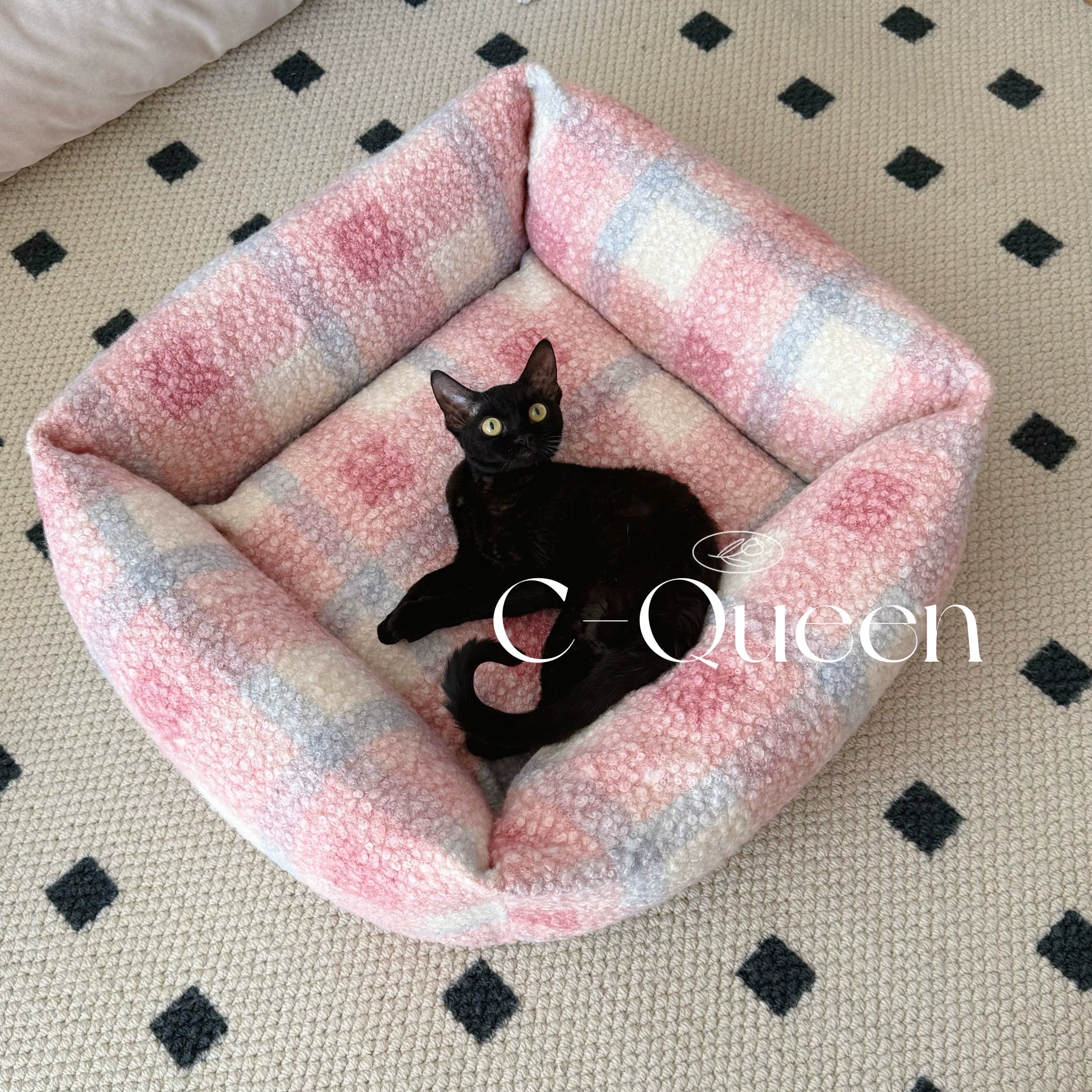 CatsCity® Colorful Lambswool Cat Bed