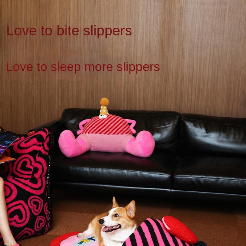 Wooligan® Striped Slipper Pet Bed - KIKOPALS