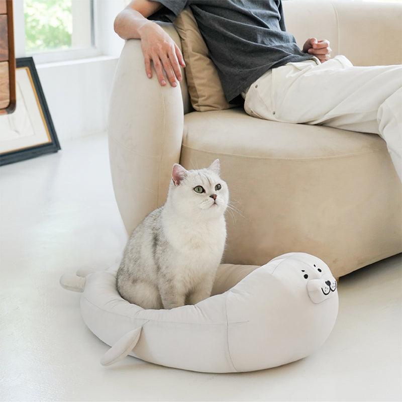 zeze® Seal-Shaped Cat Bed - KIKOPALS