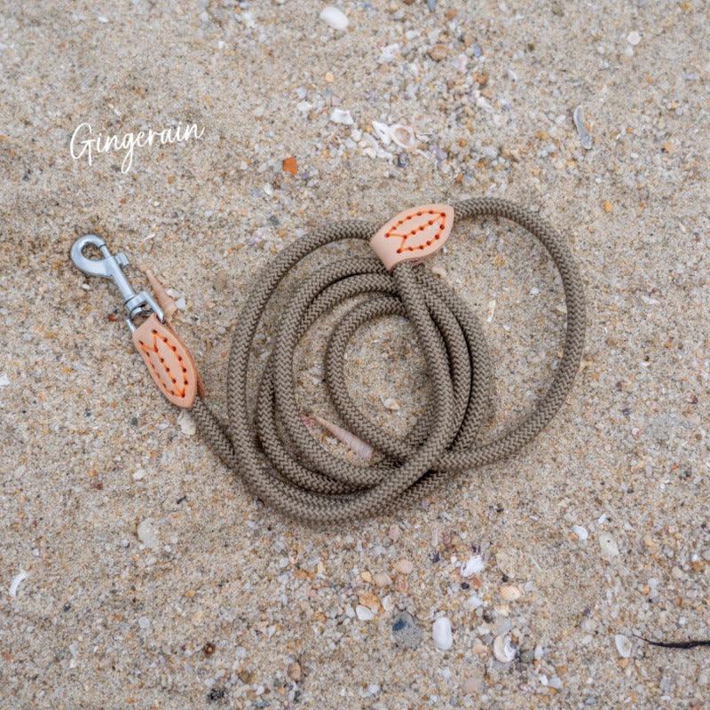 GINGERAIN® Gray Spotted Denim Dog Harness Leash & Hat Kit - KIKOPALS