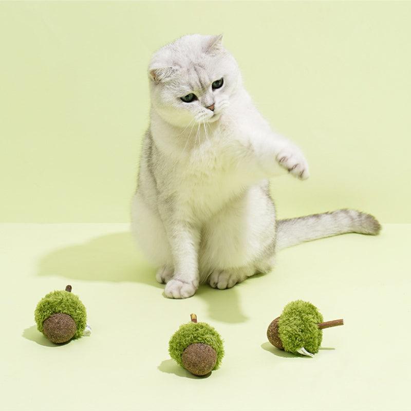 zeze® Acorn Catnip Toy - KIKOPALS