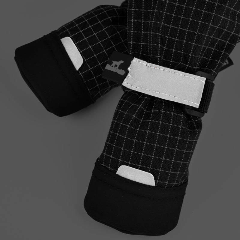 BlackDoggy® SCAPPO Outdoor Dog Boots – Durable & Waterproof